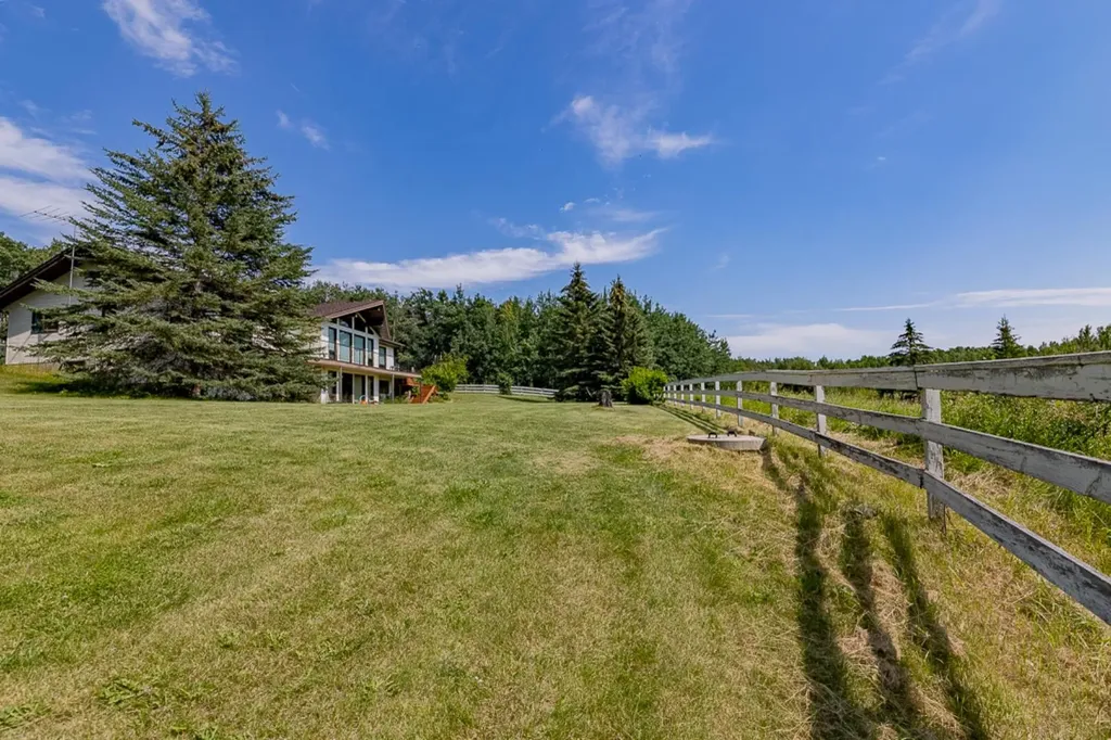 Sunhaven Road Rural Lacombe County AB T0C 0J0