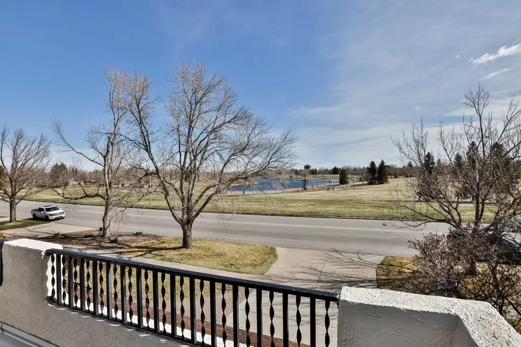 318 Mcmaster Boulevard W Lethbridge AB T1K 4R5