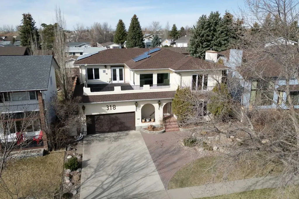 318 Mcmaster Boulevard W Lethbridge AB T1K 4R5