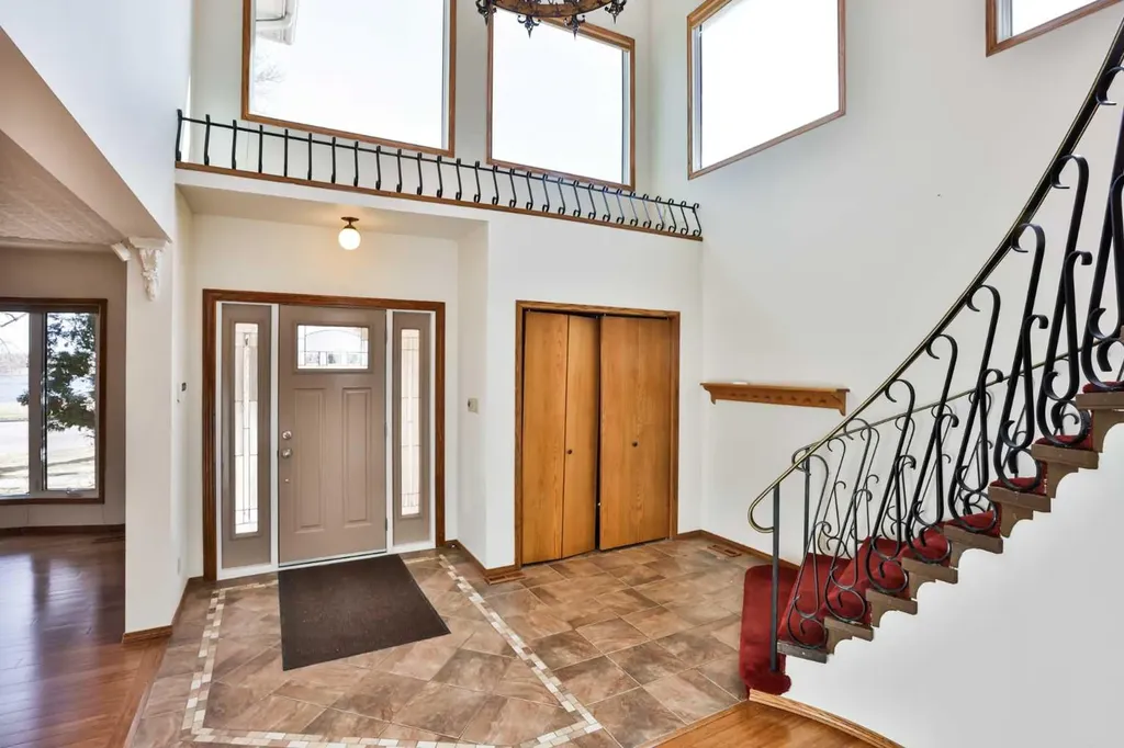 318 Mcmaster Boulevard W Lethbridge AB T1K 4R5