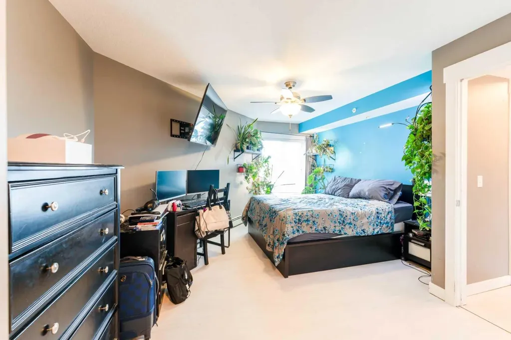 240 Skyview Ranch Road NE Calgary AB T3N 0P4