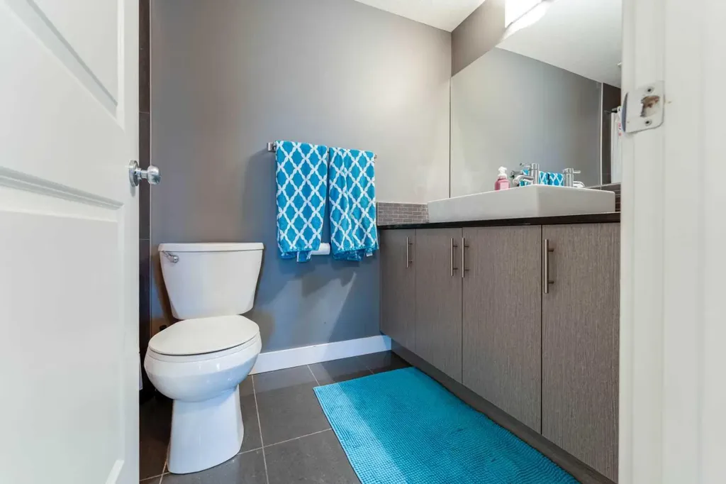 240 Skyview Ranch Road NE Calgary AB T3N 0P4