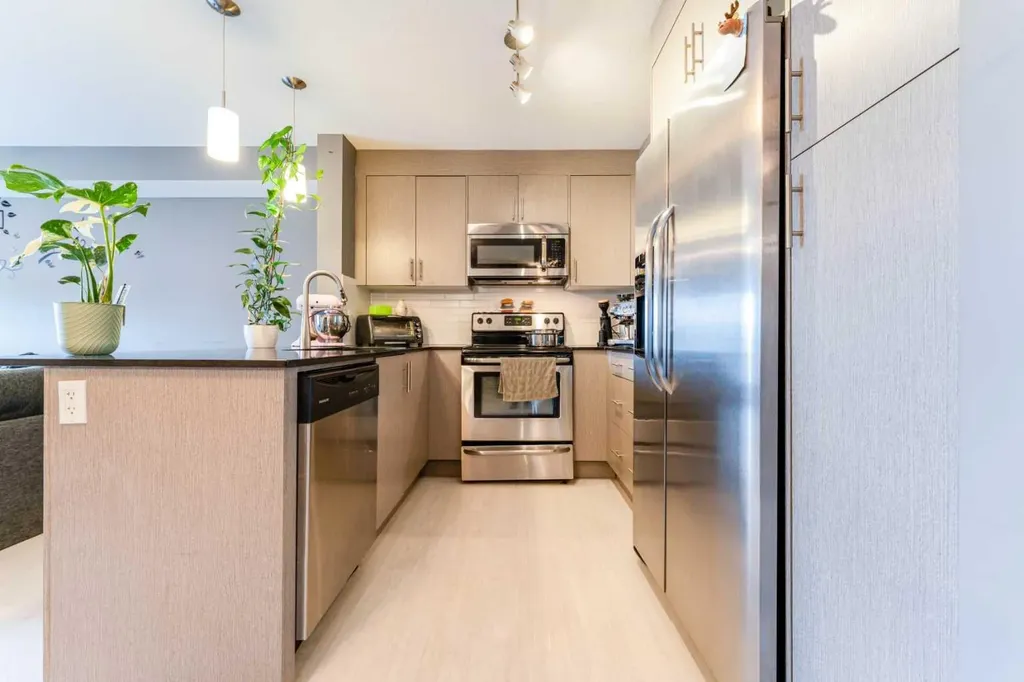 240 Skyview Ranch Road NE Calgary AB T3N 0P4