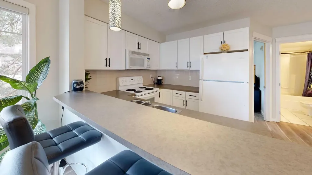 70 Panamount Drive NW Calgary AB T3K6G7