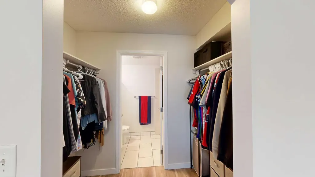 70 Panamount Drive NW Calgary AB T3K6G7