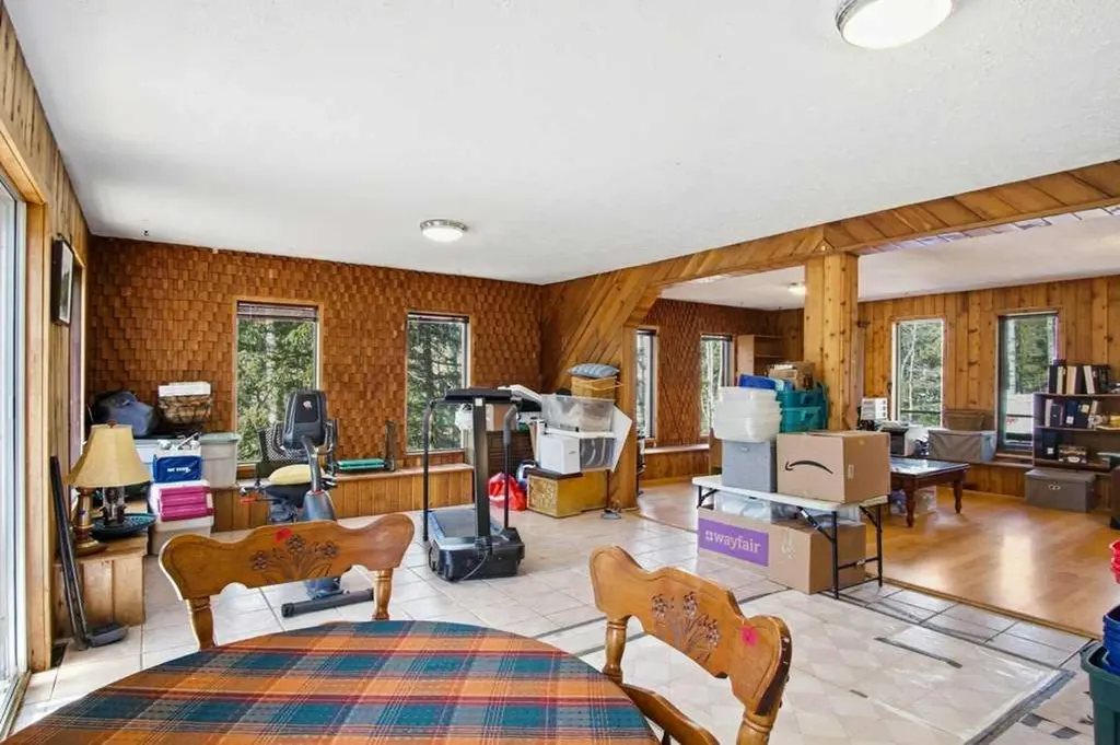 29066 Range Road 52 Rural Mountain View County AB T0M 2E0