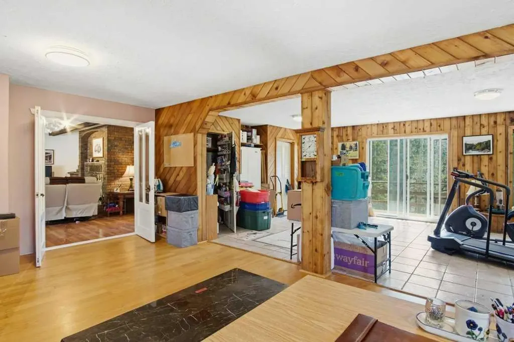 29066 Range Road 52 Rural Mountain View County AB T0M 2E0