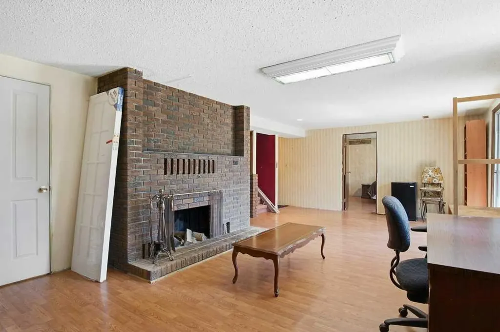 29066 Range Road 52 Rural Mountain View County AB T0M 2E0