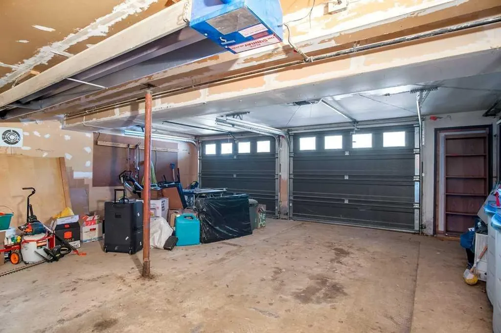 29066 Range Road 52 Rural Mountain View County AB T0M 2E0