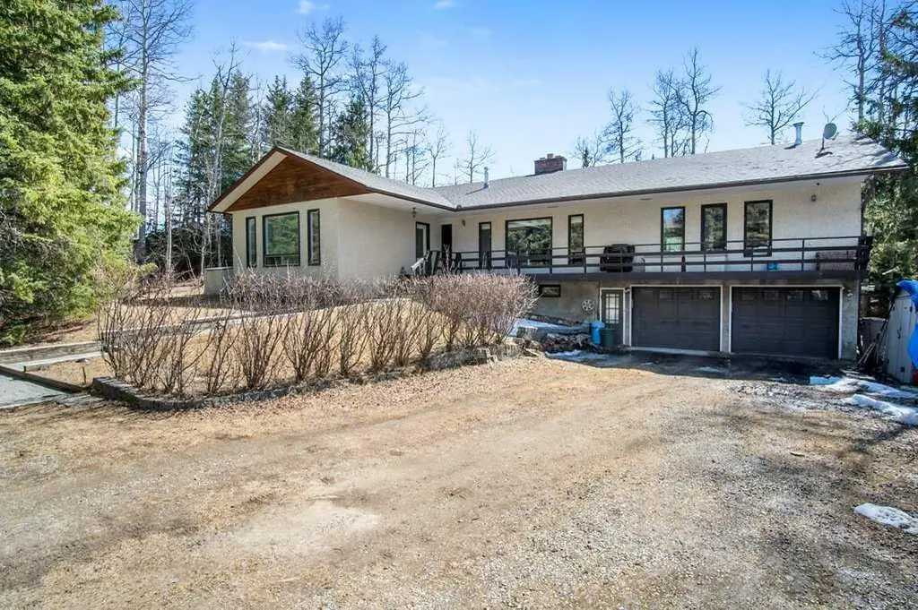 29066 Range Road 52 Rural Mountain View County AB T0M 2E0