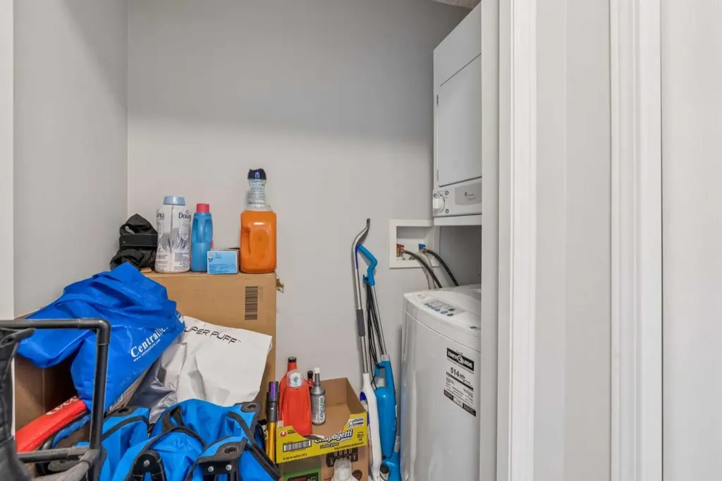 1111 6 Avenue SW Calgary AB T2P 5M5