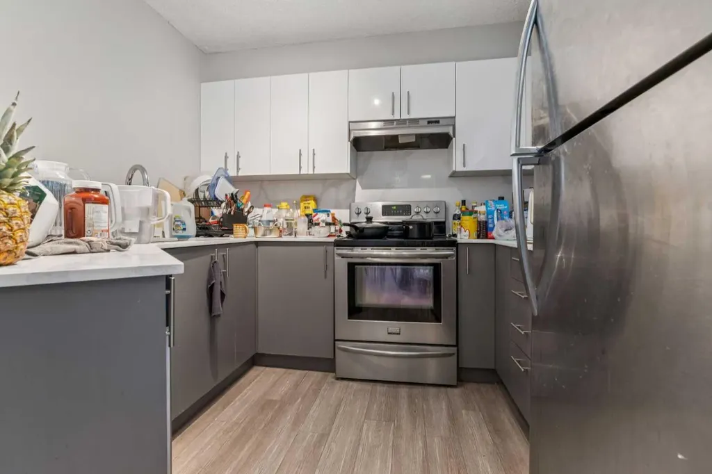 1111 6 Avenue SW Calgary AB T2P 5M5