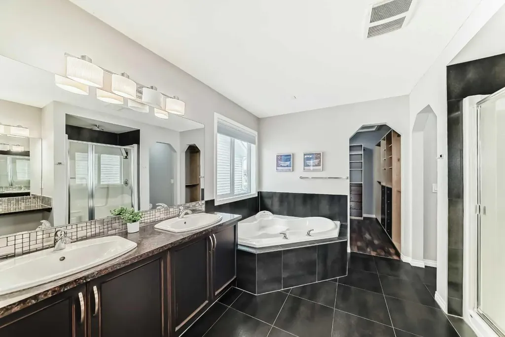65 Morningside Circle SW Airdrie AB T4B 0L7