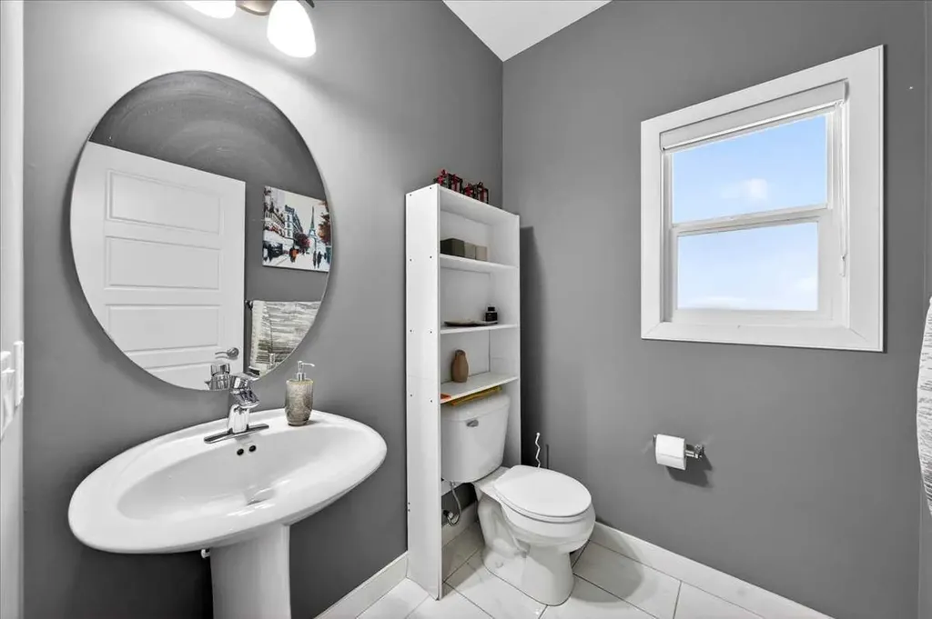 72 Redstone Drive NE Calgary AB t3n 0n2