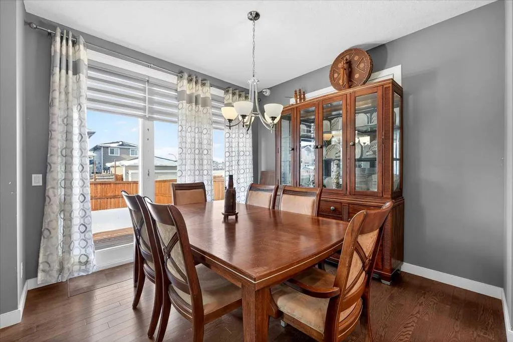 72 Redstone Drive NE Calgary AB t3n 0n2