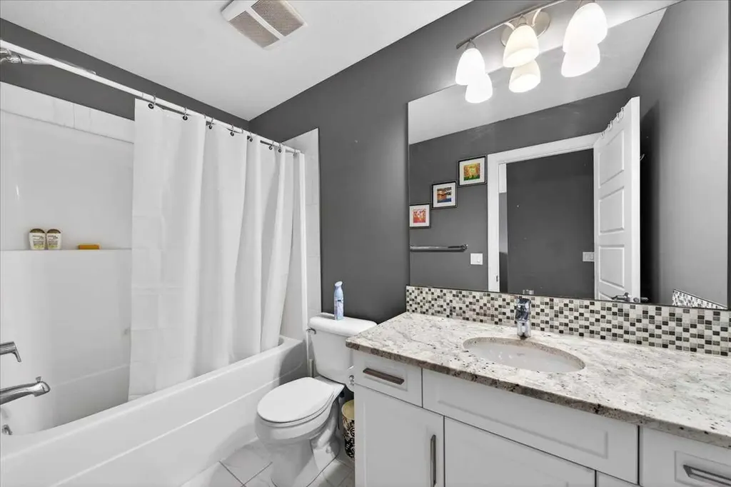 72 Redstone Drive NE Calgary AB t3n 0n2