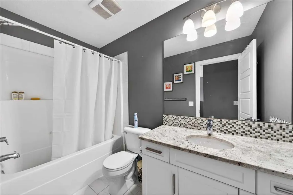 72 Redstone Drive NE Calgary AB t3n 0n2