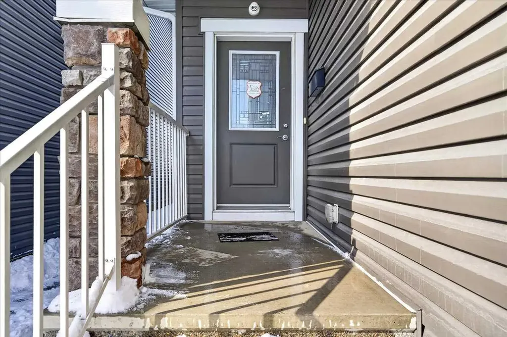 72 Redstone Drive NE Calgary AB t3n 0n2