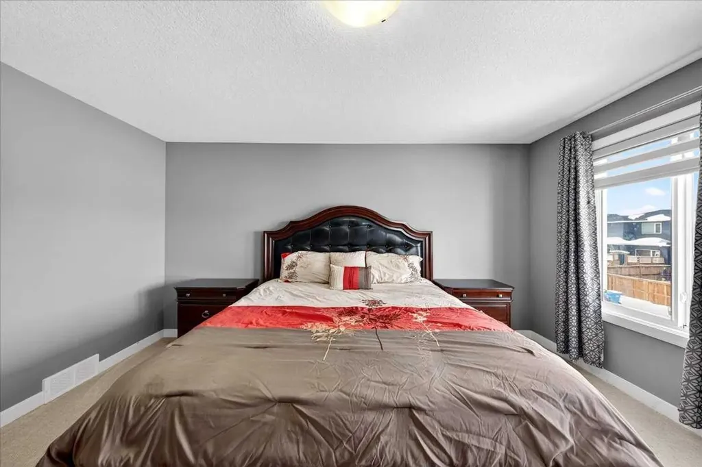 72 Redstone Drive NE Calgary AB t3n 0n2