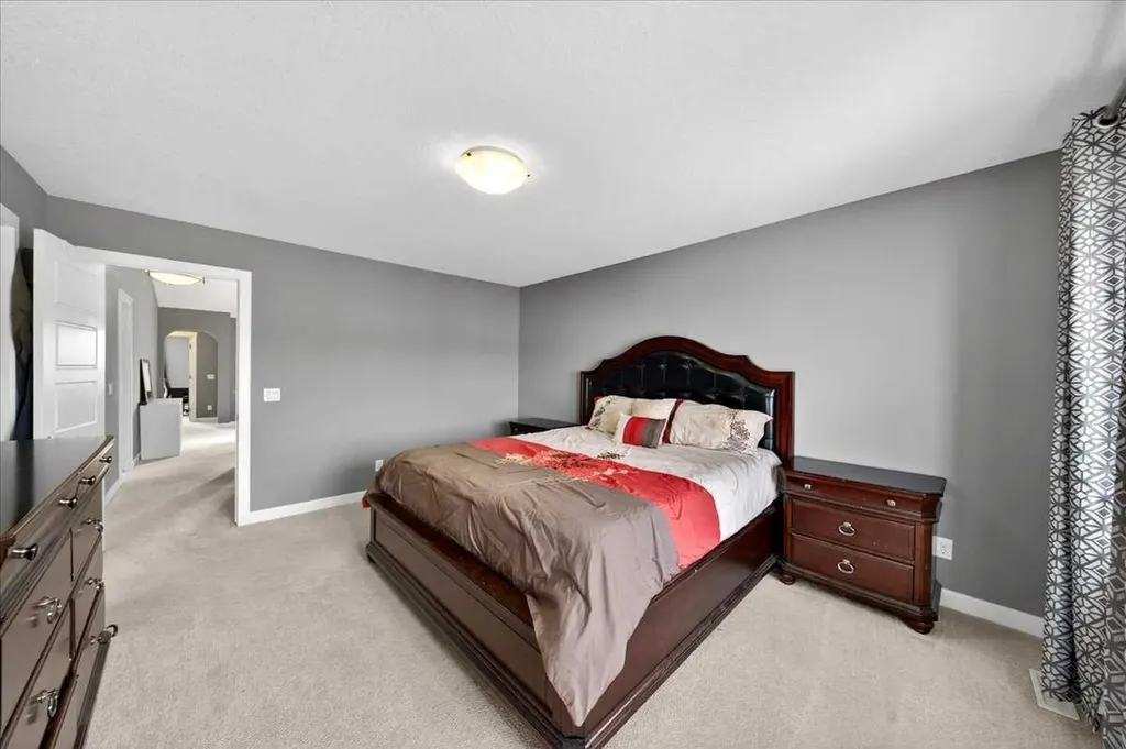 72 Redstone Drive NE Calgary AB t3n 0n2