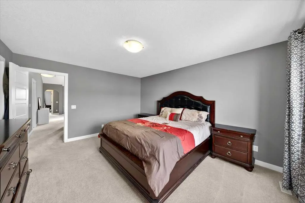 72 Redstone Drive NE Calgary AB t3n 0n2