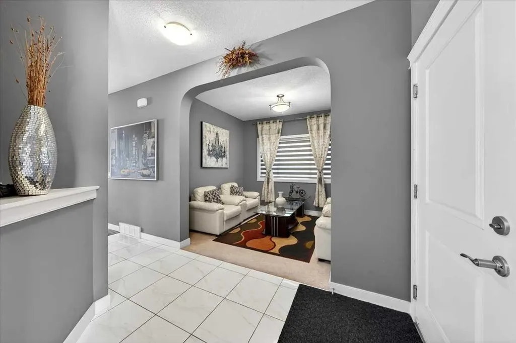 72 Redstone Drive NE Calgary AB t3n 0n2