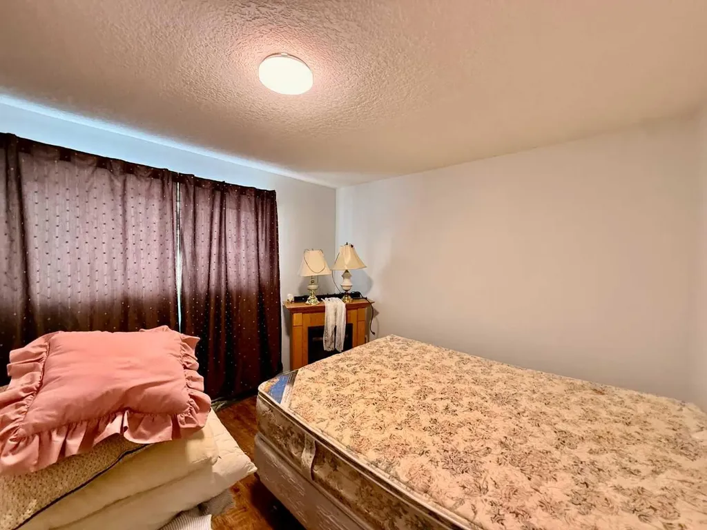5111 49 Street Irma AB T0B 2H0