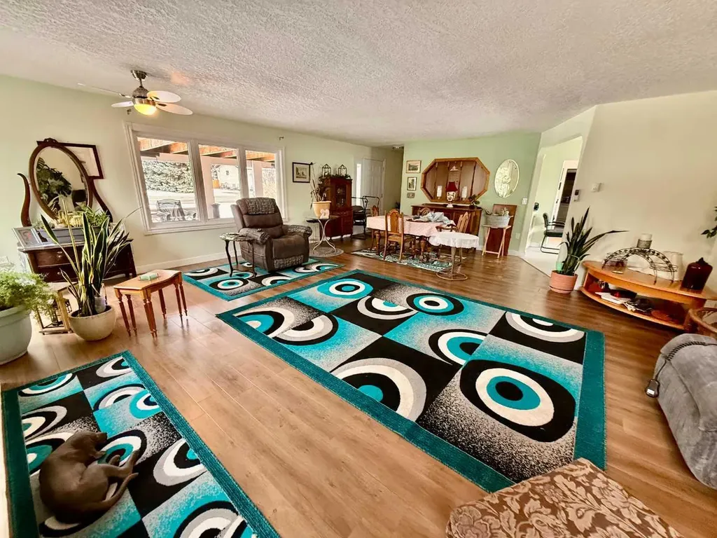 5111 49 Street Irma AB T0B 2H0