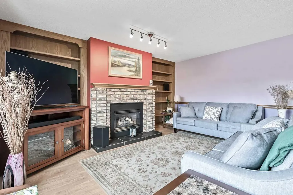 124 Catalina Place NE Calgary AB T1Y6S3