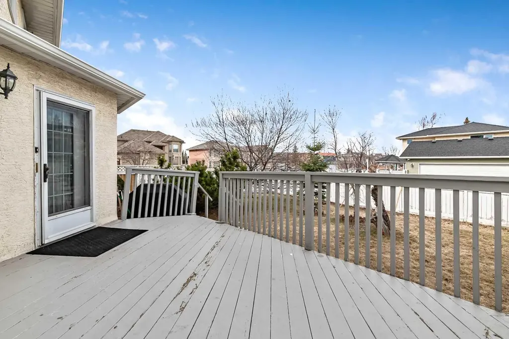 124 Catalina Place NE Calgary AB T1Y6S3