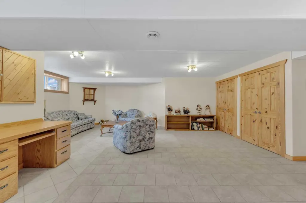 27111 Highway 597 Rural Lacombe County AB T0M 0J0