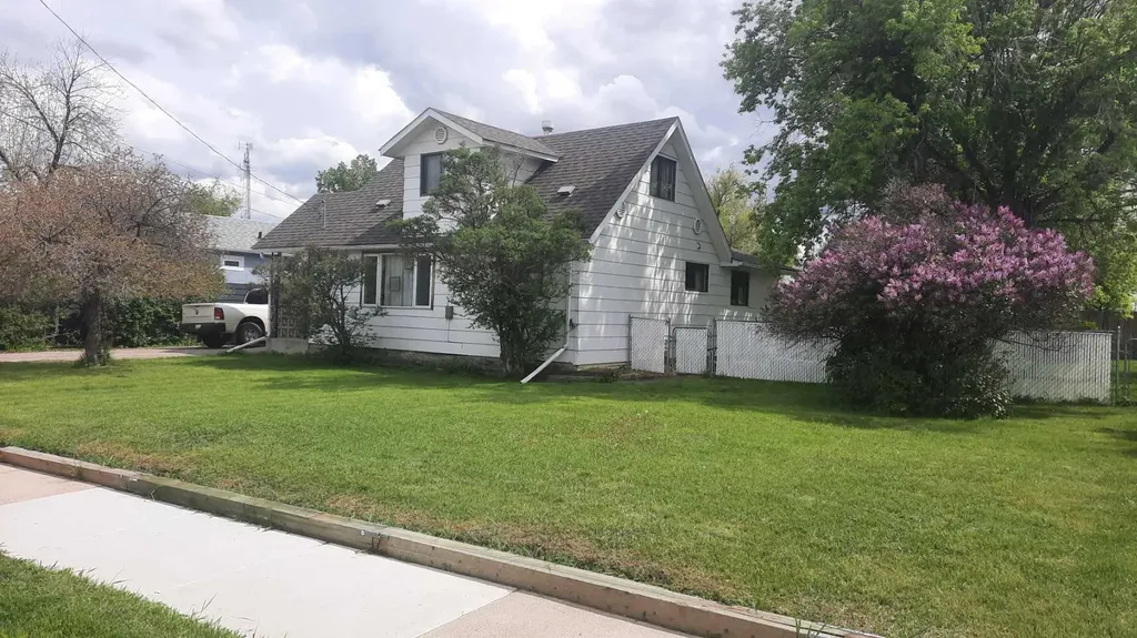 1111 2 Avenue W Drumheller AB T0J0Y2