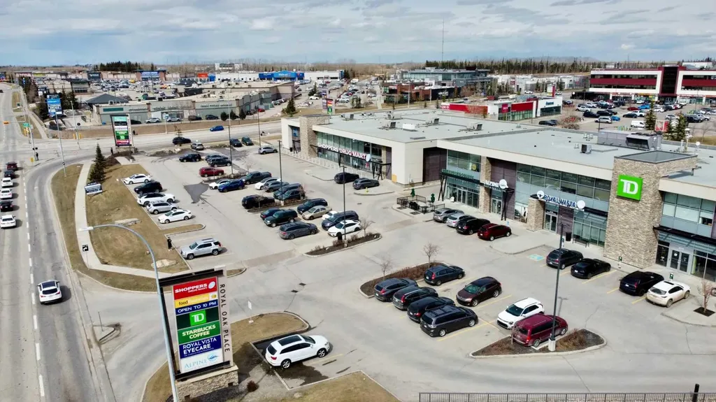 40 Royal Birch Mount NW Calgary AB T3G 5W9