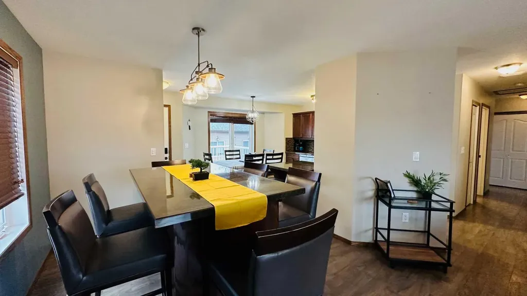609 1 Street SW Drumheller AB T0J 0Y6