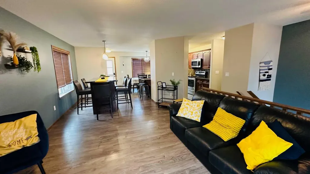 609 1 Street SW Drumheller AB T0J 0Y6