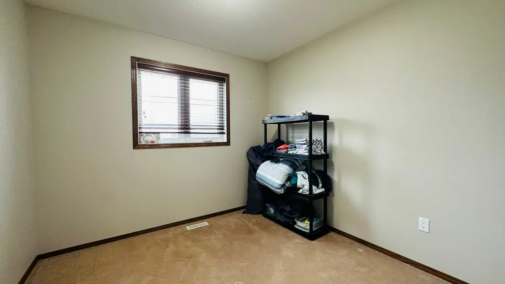 609 1 Street SW Drumheller AB T0J 0Y6