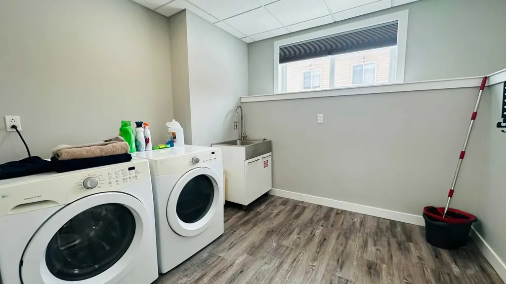 609 1 Street SW Drumheller AB T0J 0Y6