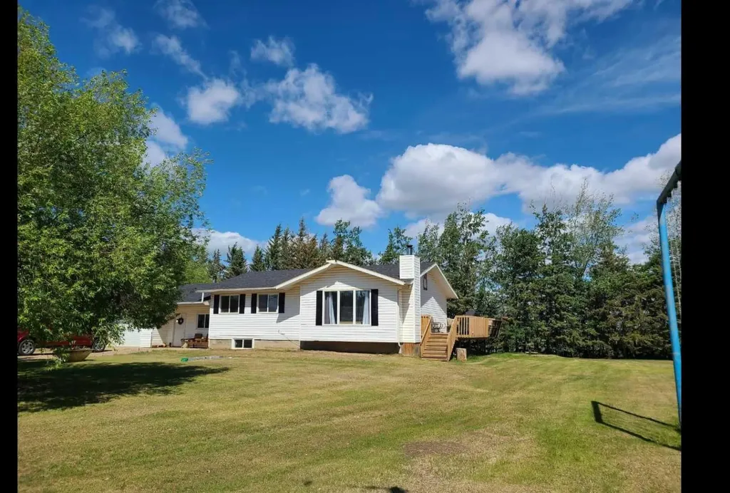 107401 Highway 697 Highway Rural Mackenzie County AB T0H2H0