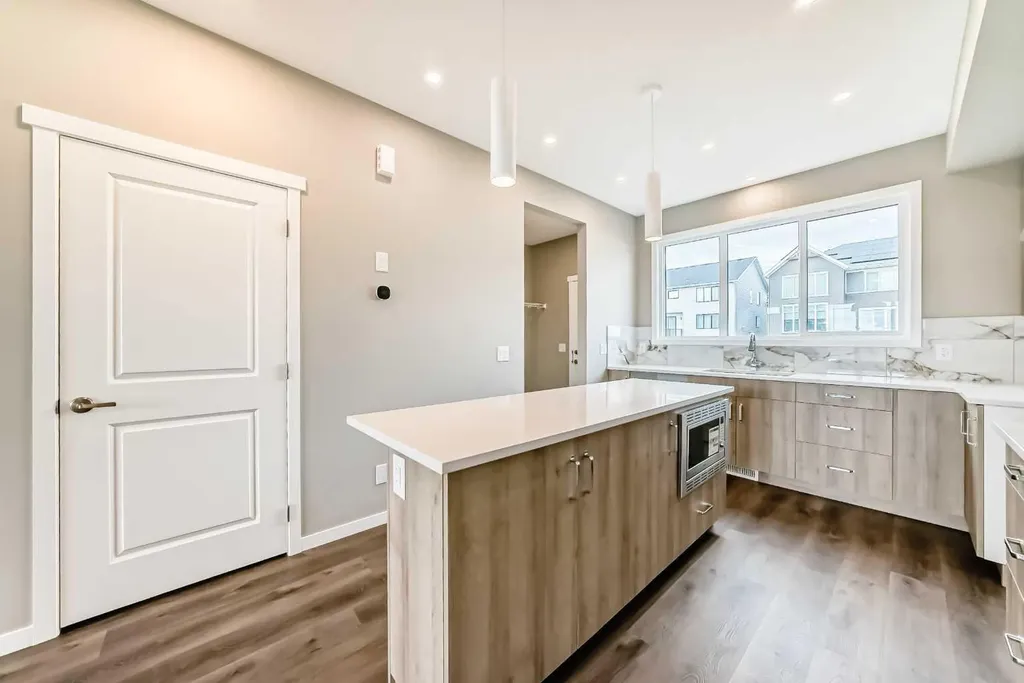 1328 Mahogany Boulevard SE Calgary AB T3M 3E1