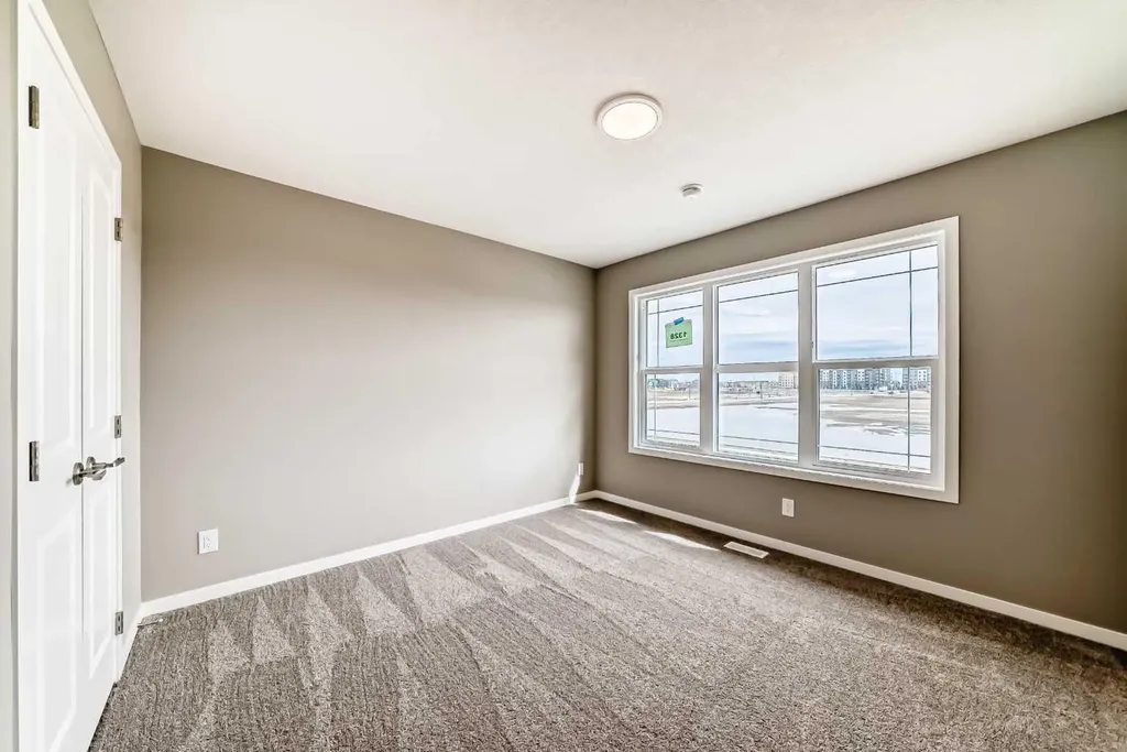 1328 Mahogany Boulevard SE Calgary AB T3M 3E1