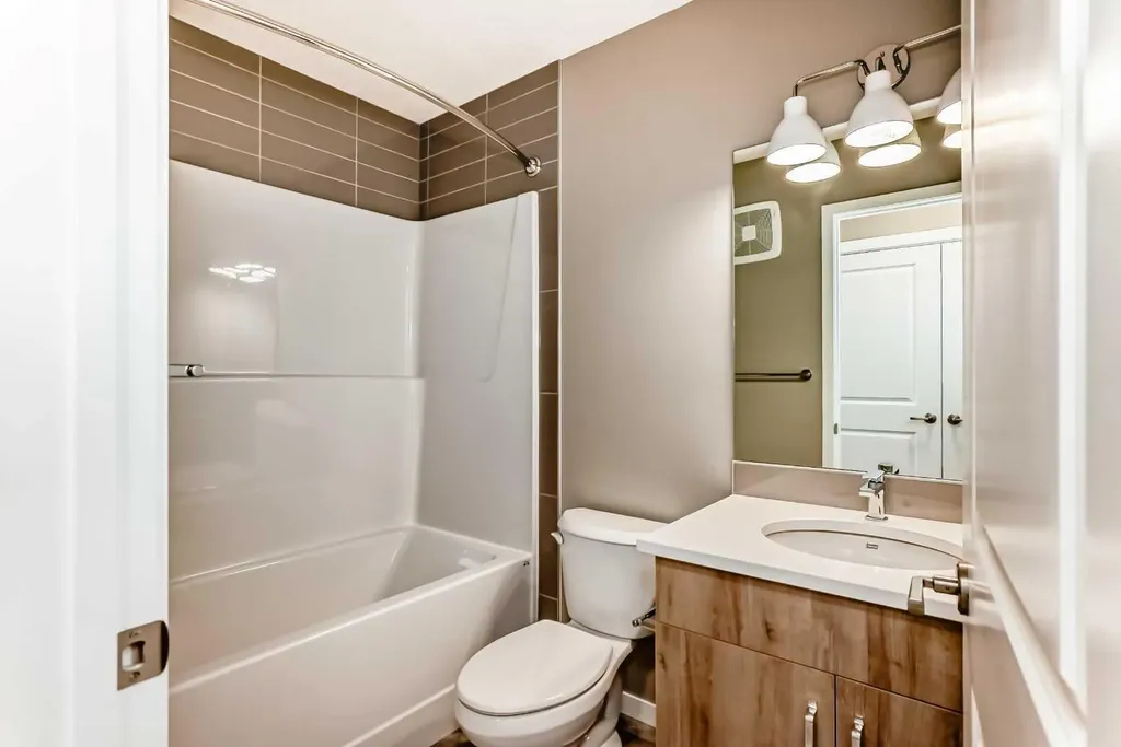 1328 Mahogany Boulevard SE Calgary AB T3M 3E1