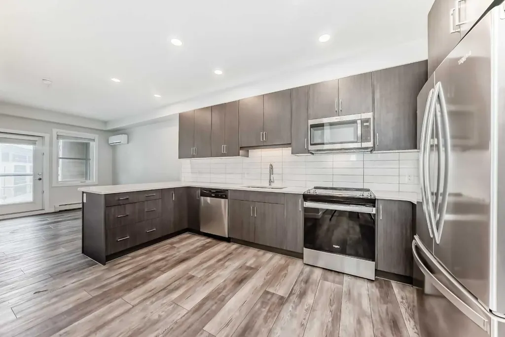 55 Wolf Hollow Crescent SE Calgary AB T2X 5K9