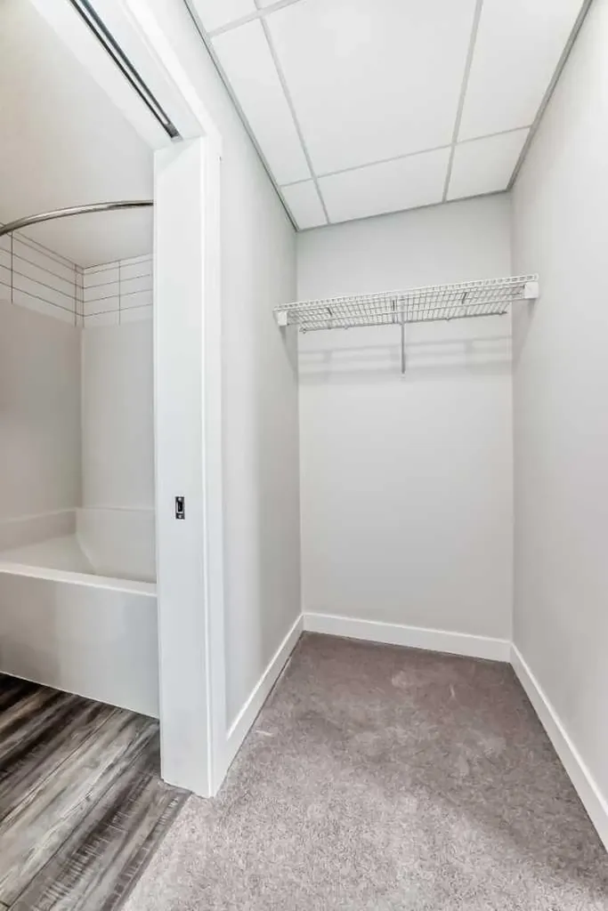 55 Wolf Hollow Crescent SE Calgary AB T2X 5K9