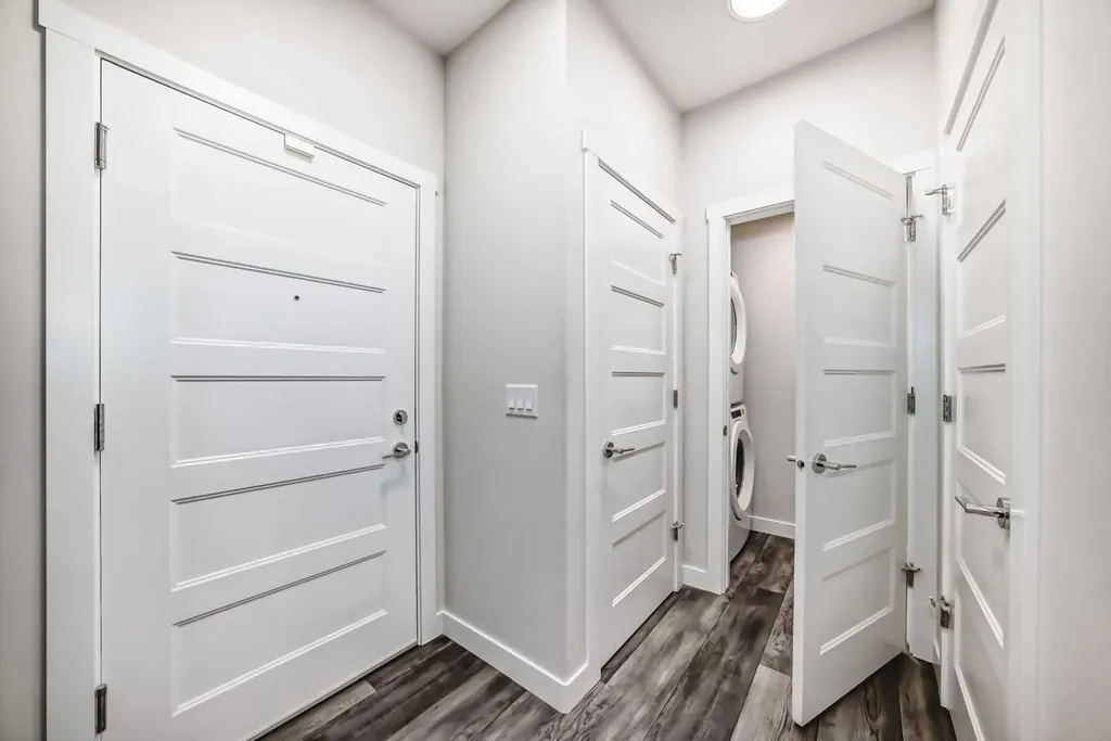 55 Wolf Hollow Crescent SE Calgary AB T2X 5K9