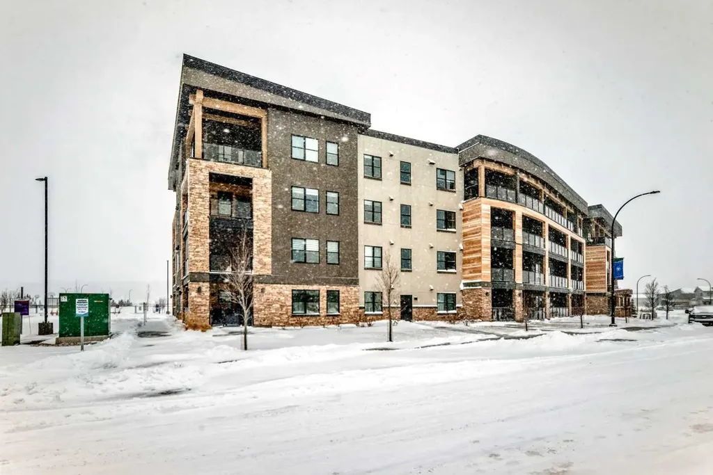55 Wolf Hollow Crescent SE Calgary AB T2X 5K9