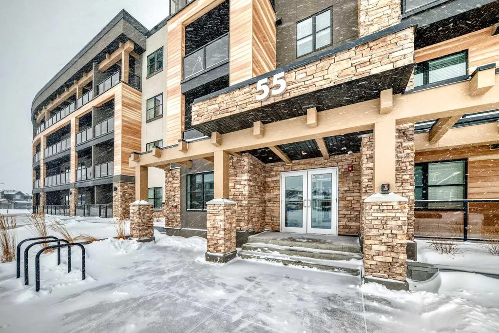 55 Wolf Hollow Crescent SE Calgary AB T2X 5K9