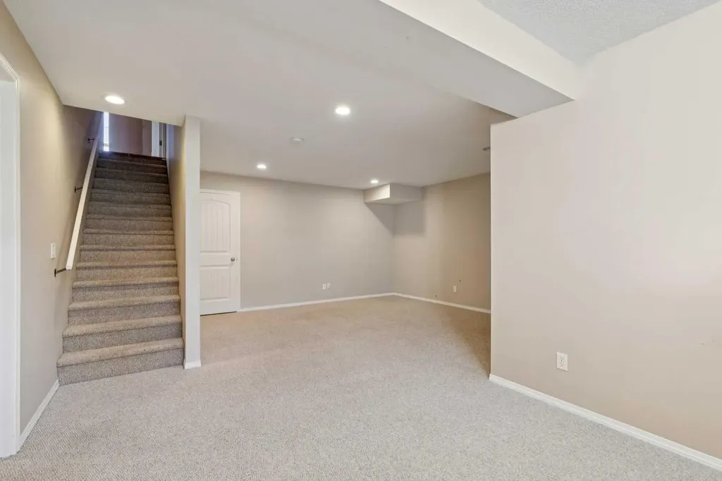 184 Cimarron Park Circle Okotoks AB T1S 2H5