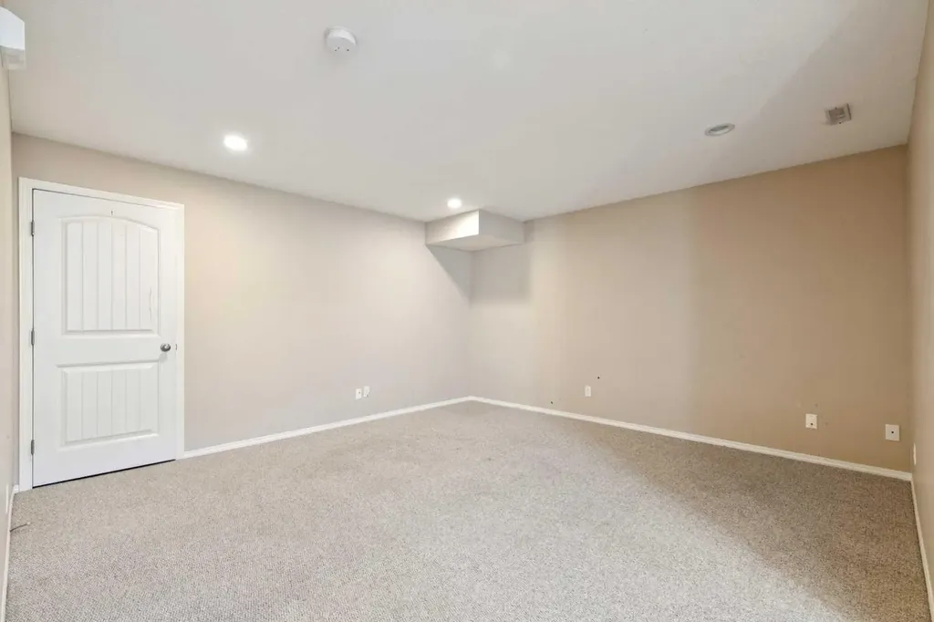 184 Cimarron Park Circle Okotoks AB T1S 2H5