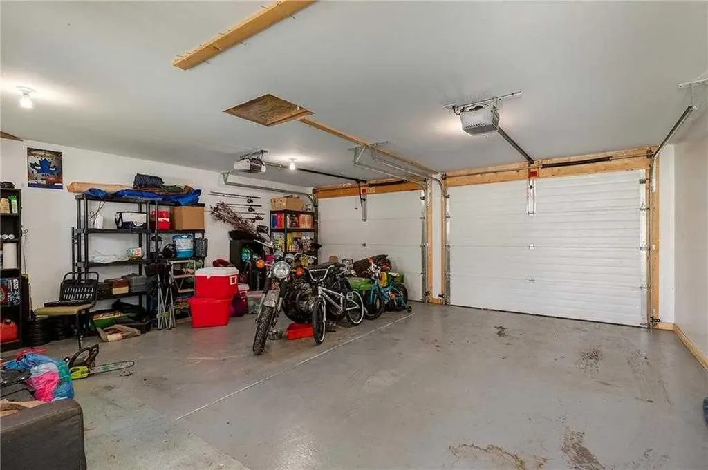 639 18 Avenue NE Calgary AB T2E 1N7