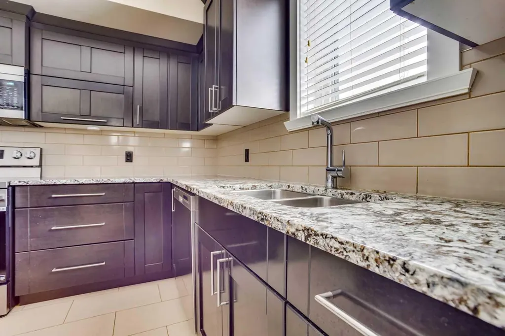 208 Sparrow Hawk Drive Fort Mcmurray AB T9K 0Y8